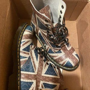 Doc Martens, Union Jack, British flag, new, 38/7